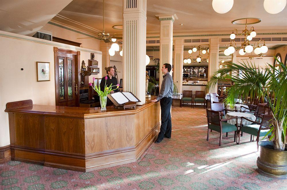 The Rose Hotel & Motel บันเบอรี ภายนอก รูปภาพ