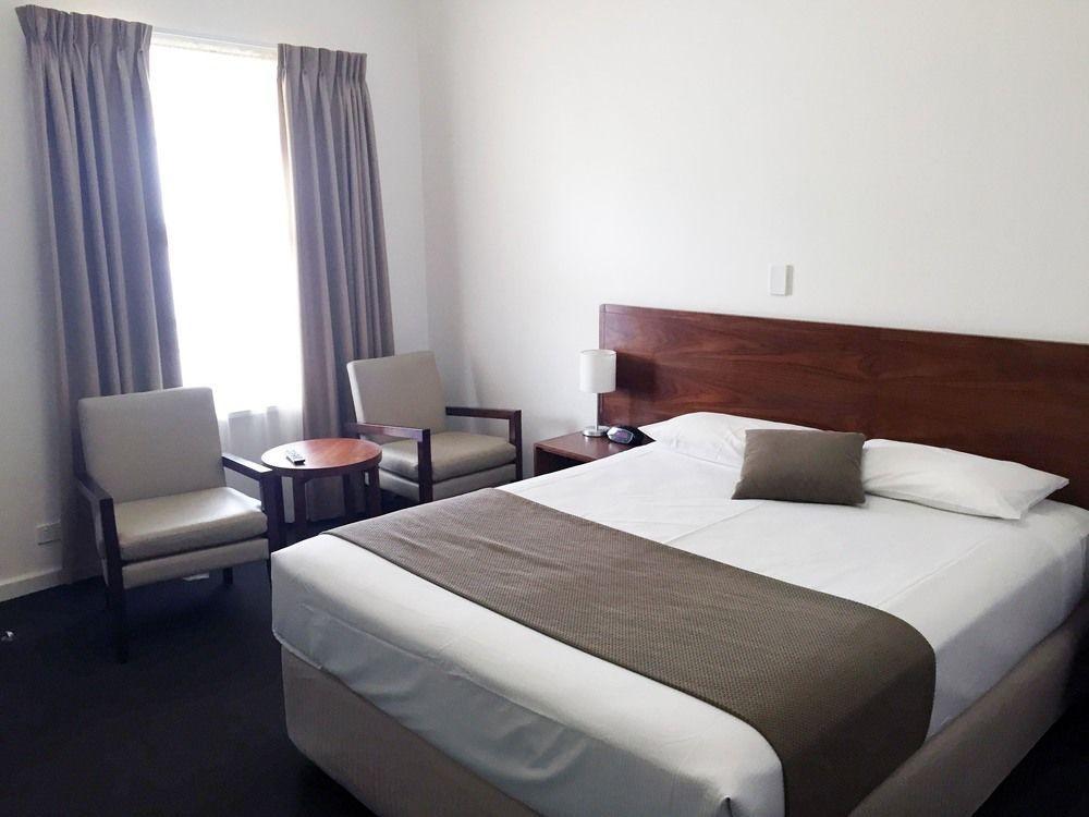 The Rose Hotel & Motel บันเบอรี ภายนอก รูปภาพ